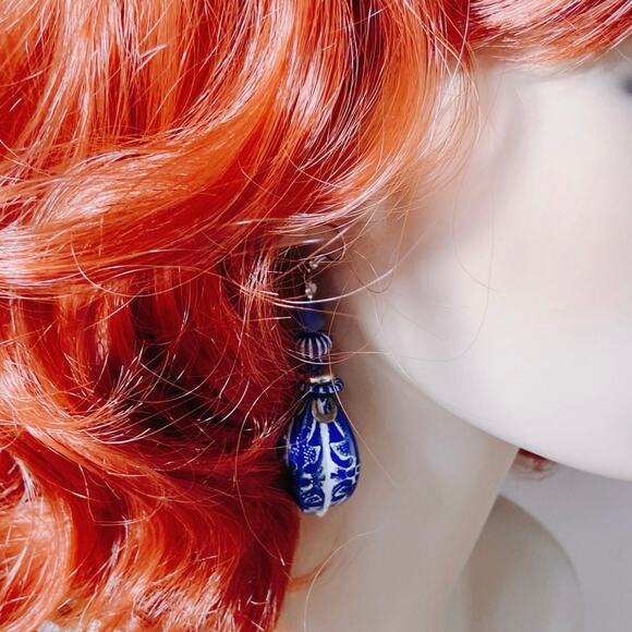 Lot of 2 Folk Artisan Style Earrings Lightweight Blue White Long Dangle Big Bead - Picture 9 of 11